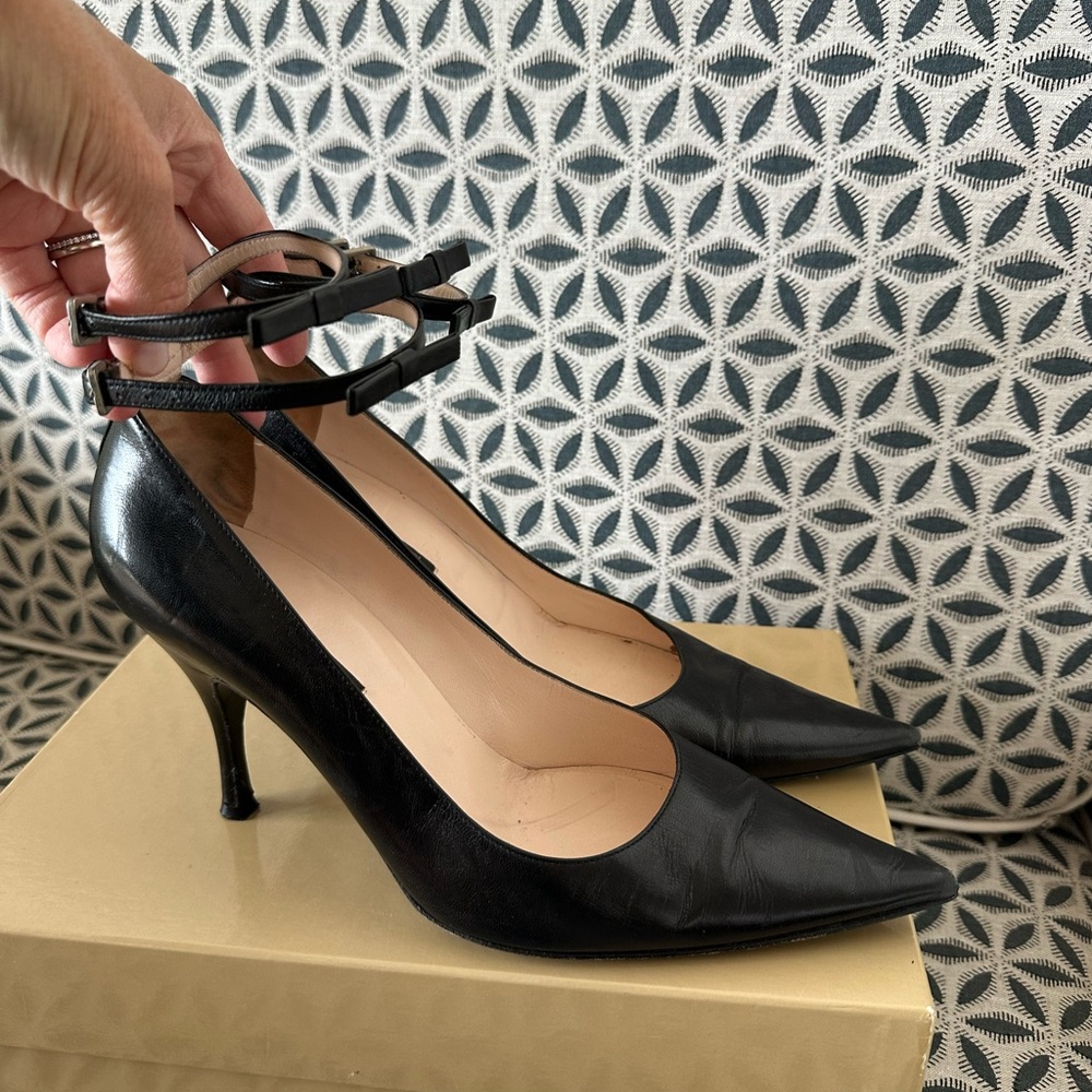 Sergio Rossi classic bow ankle heels black leather 39